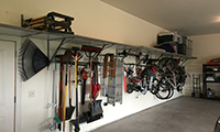 Plenty of shelving with the 32